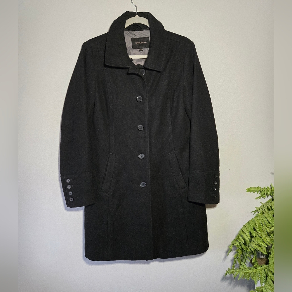Banana Republic Wool Blend Peacoat – Black – Size Medium